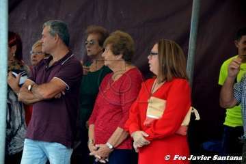 Santa Bárbara luce manto nuevo en la procesión de Lomo Catela (Foto Francisco Javier Santana)